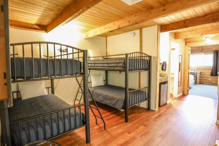 Bedroom 2, The Boulder Creek Lodge, Boulder