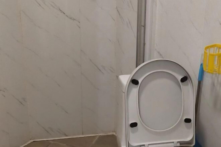 Bathroom 4, Tengyun Hotel, Zhaoqing