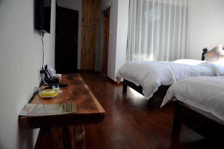 Bedroom 3, Luguhu Yangguang Clubhouse, Lijiang