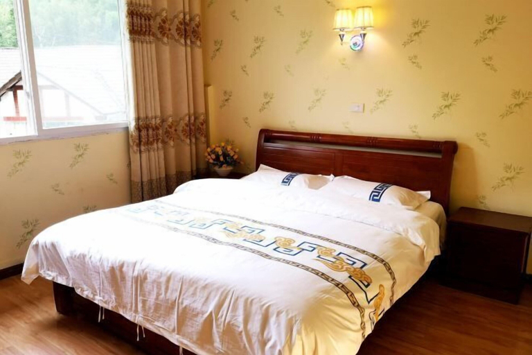 Bedroom 3, Qinnan Zhuhai Style Mountain Villa, Yibin