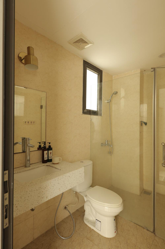Bathroom 2, Langmandi Experience Nha Tho, Hoàn Kiếm