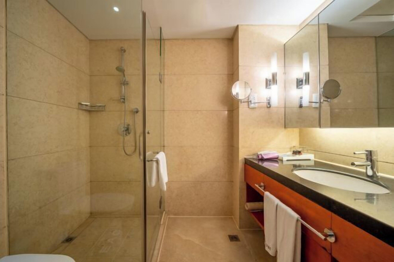 Bathroom 4, EAC Apartment Hotel, Hangzhou
