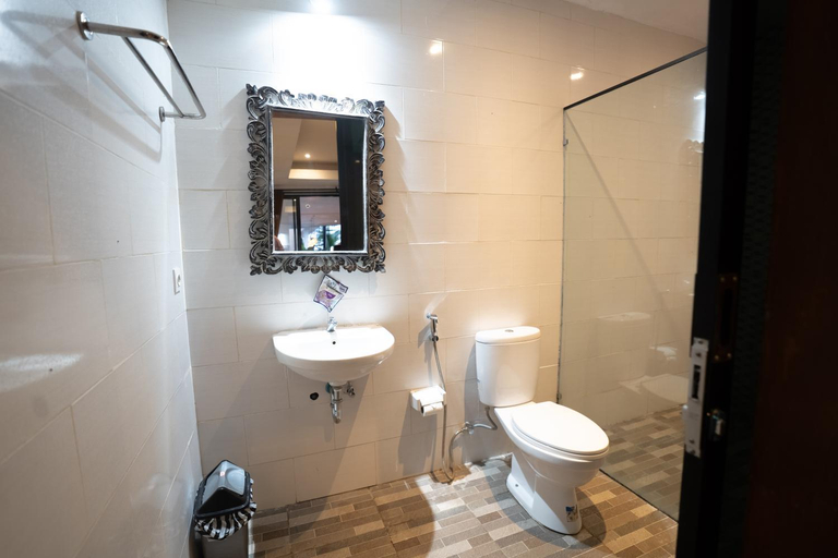 Bathroom 4, Ratu Ayu Villa Ubud 8 Bedroom, Gianyar