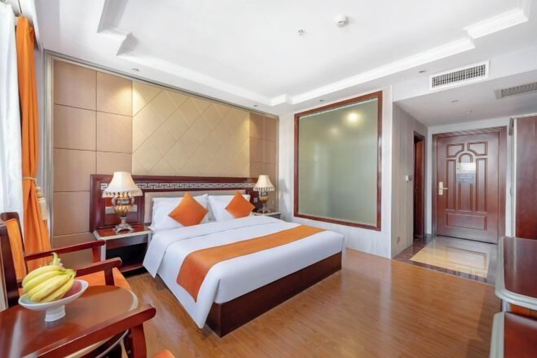 Bedroom 3, Huquan Bund Hotel, Honghe Hani and Yi