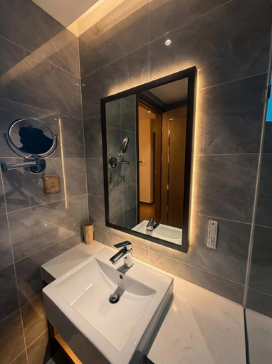 Bathroom 4, Studio, 2BR Ocean View Apartment - The Sapphire Ha Long, Hạ Long