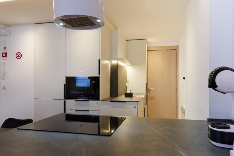 Private kitchen, Apartamentos Linda by Clabao, Navarra