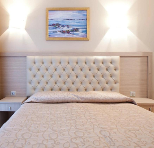 Bedroom 3, Hotel Lebron, Paris