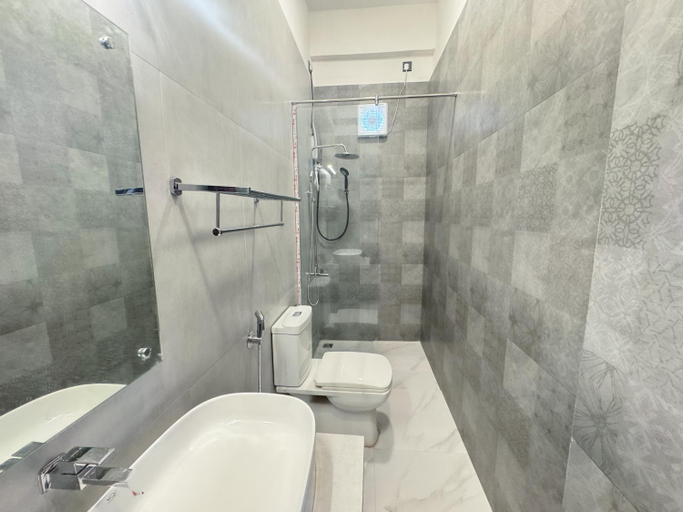 Bathroom 3, The Reef Resort Nilaveli - Trincomalee, Kuchchaveli