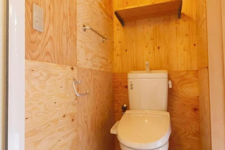 Bathroom 4, IZUKOGEN TENT RESORT, Itō