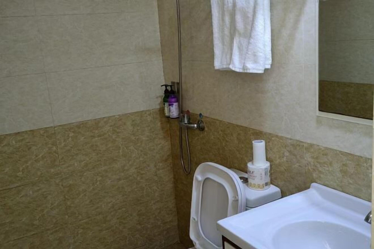 Bathroom 2, Yandang Mountain Mingxiu Pavilion Inn, Wenzhou