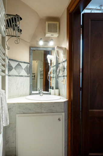Bathroom 3, Gina Guest House - Centro Storico Firenze, Florence