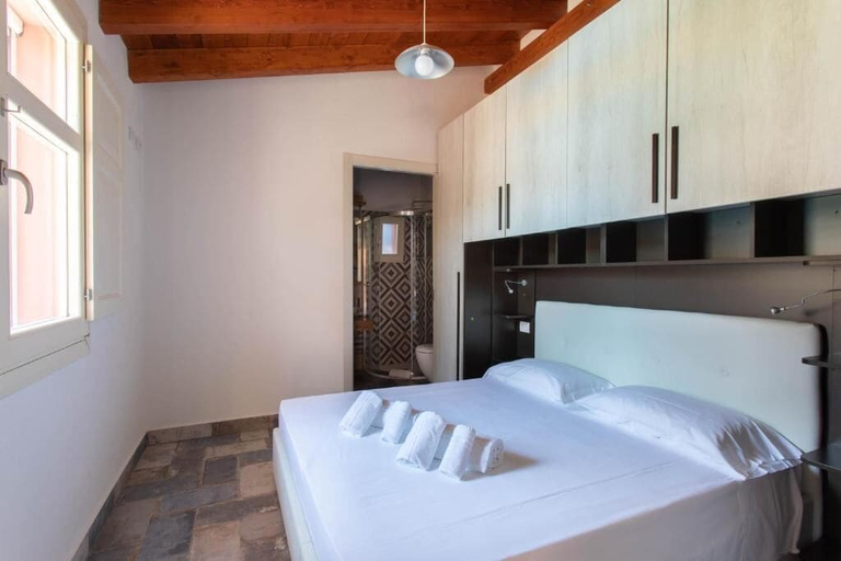 Bedroom 3, Maison belle epoque, Oristano