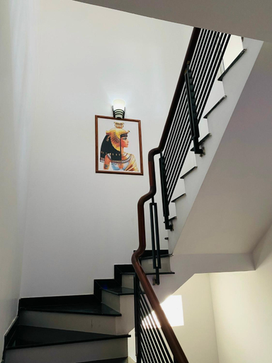 Others 2, Cleopatra villa, Huế