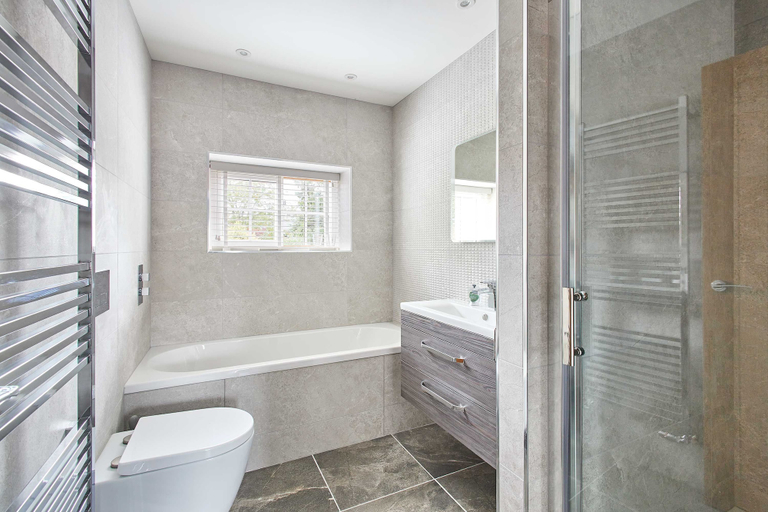 Bathroom 2, Host Stay Damson Cottage, North Yorkshire