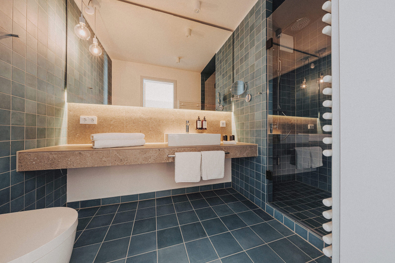 Bathroom 5, Silt & Sand Langeoog, Wittmund