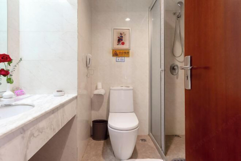 Bathroom 5, Tengchong Airport Sightseeing Hotel, Baoshan