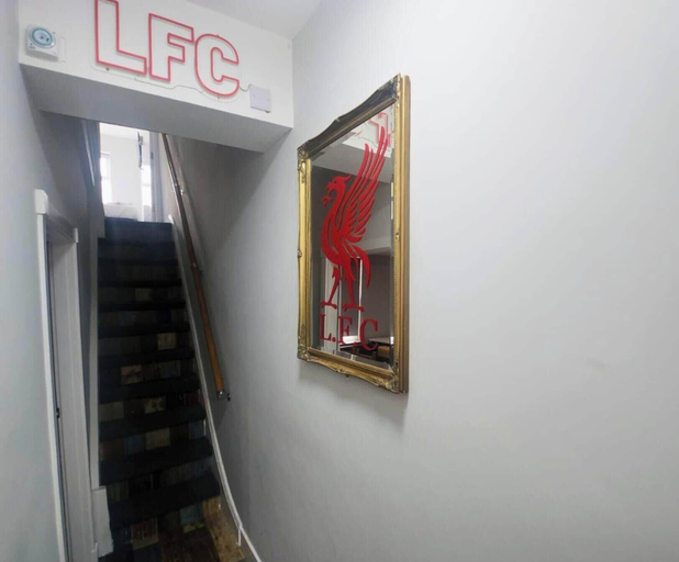 Interior 2, The Red Lounge House - sleeps 14, Sefton