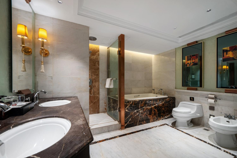 Bathroom 4, Presidential Palace Hotel, Guangzhou