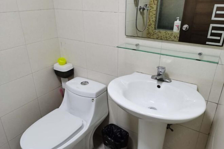 Bathroom 3, Shenzhen Four Seasons Family Apartment, Shenzhen