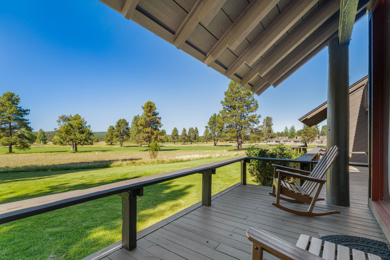 Interior 3, Mt Bachelor Retreat - 221, Deschutes