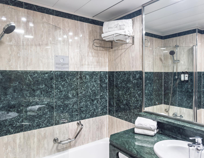 Bathroom 4, Abba Rambla Hotel, Barcelona