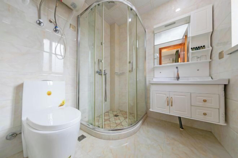 Bathroom 3, Zhujiajian Island Time Homestay, Zhoushan