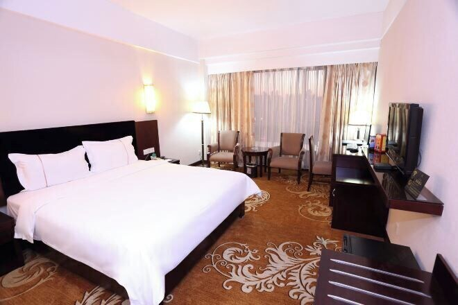 Bedroom 3, May King Grand Hotel, Guangzhou