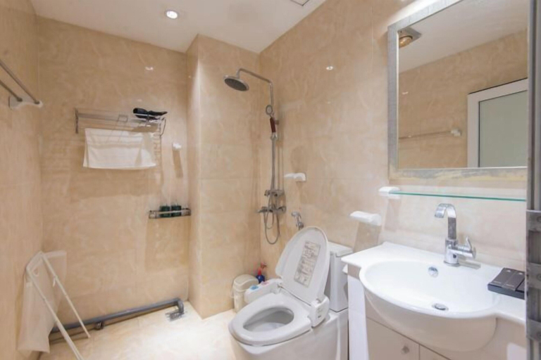 Bathroom 3, 22housing 48 Phan Ke Binh, Ba Đình