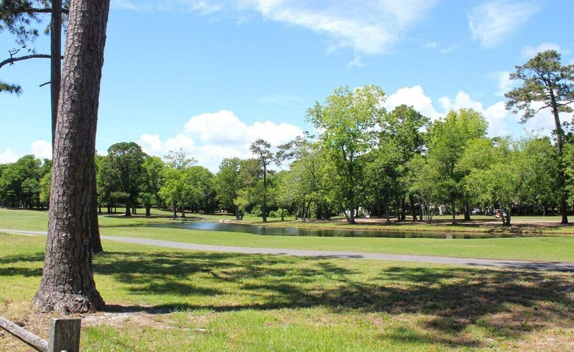 Others 2, South Hampton 301, Horry