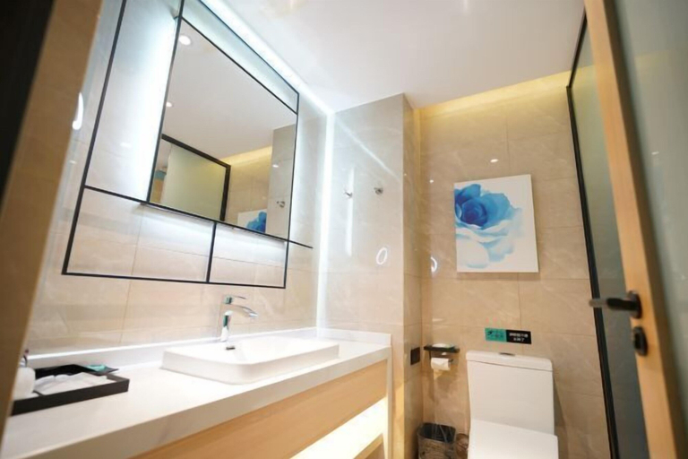 Bathroom 4, Xana Lite Hotel (Zhaoqing Huaiji), Zhaoqing