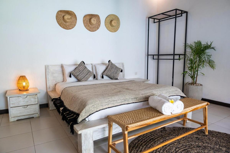 Others 2, Chic Tropical Villa 2 bedroom di Canggu, Badung