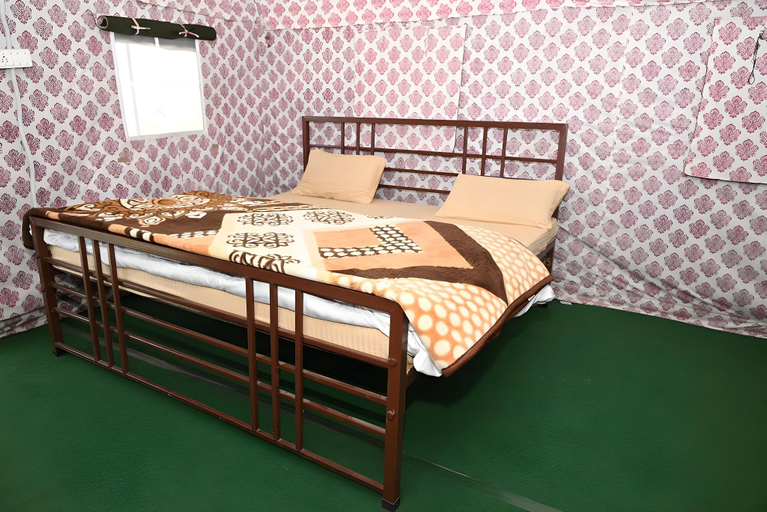 Bedroom 2, Kanatal Majestic Camp & Resort, Tehri Garhwal