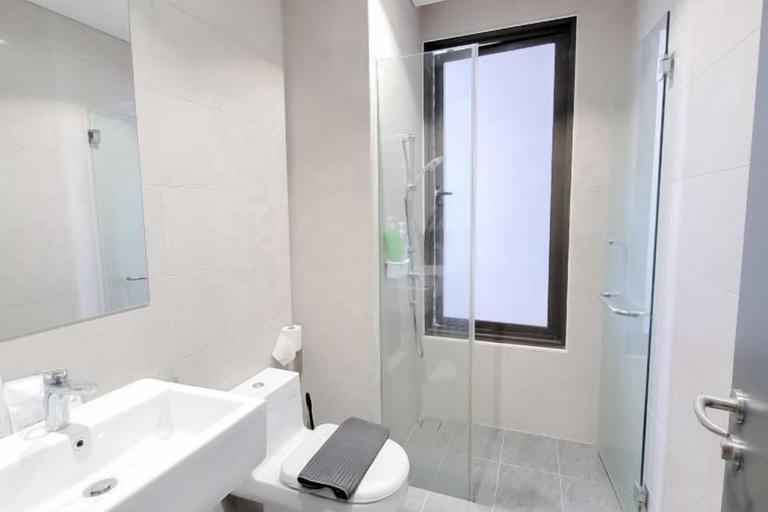 Bathroom 3, 8 Kia Peng Suites Residence by Scape Stay, Kuala Lumpur