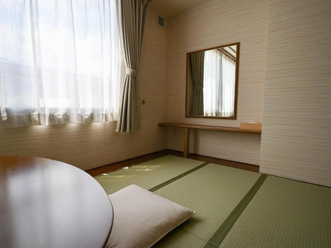 Room 3, Hotel Goryukan, Hakuba