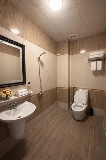 Bathroom 3, Yen Binh Hotel, Bắc Ninh