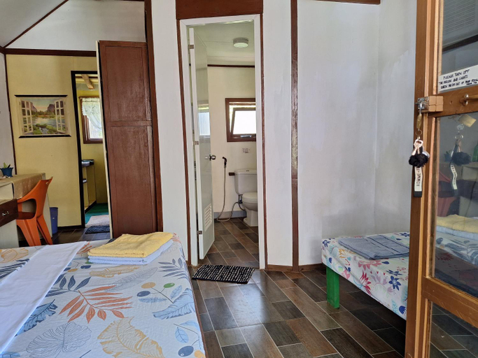 Bedroom 3, Genevieve Guest House, Maria