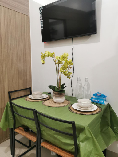 Others 3, Shore 2 Residences, Pasay City