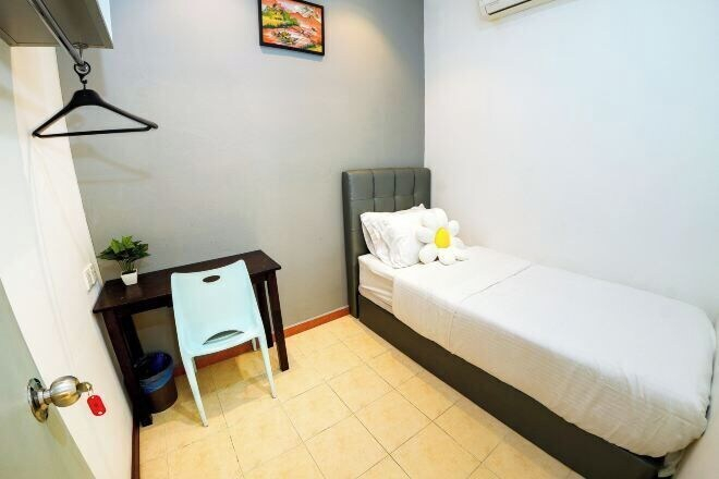 Room 5, Seremban-Spacious-Lovely-Home-Bkt Chedang-S2-10R4B, Seremban