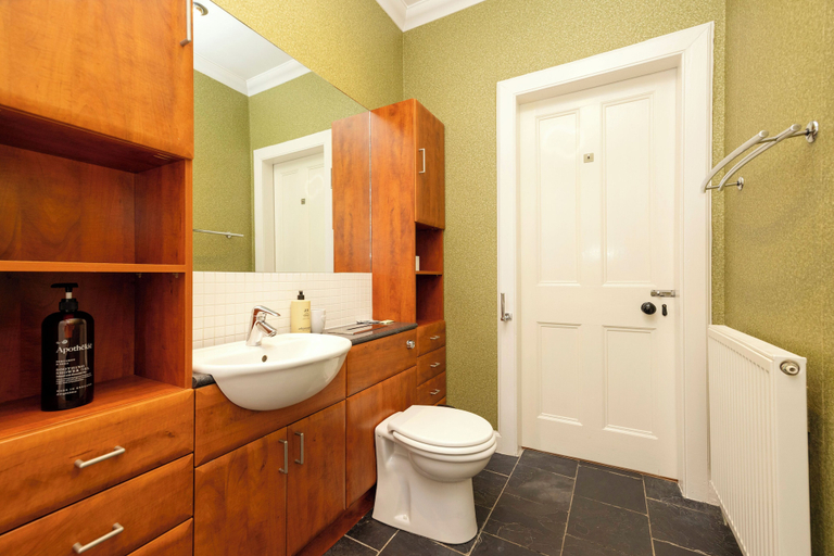 Bathroom 3, Stylish Southside Flat Near Old Town, Edinburgh