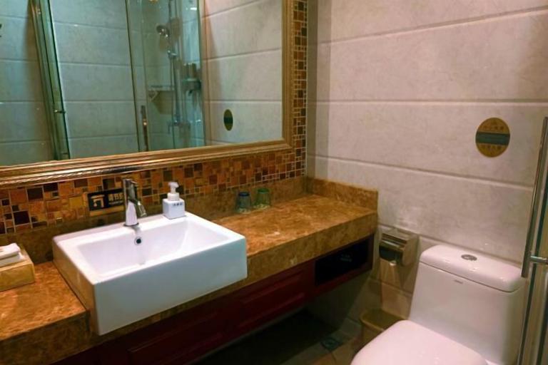 Bathroom 4, Jin Cheng Hotel, Tianshui