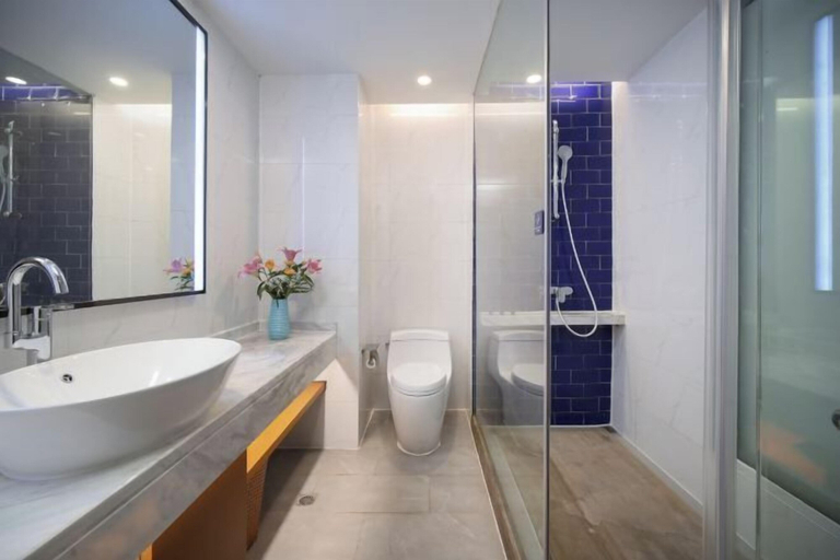 Bathroom 4, Kaimu Hotel (Yiyang Ziyang District Changchun Industrial Park), Yiyang
