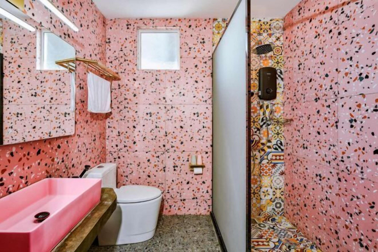 Bathroom 4, Ellys Home, Semporna