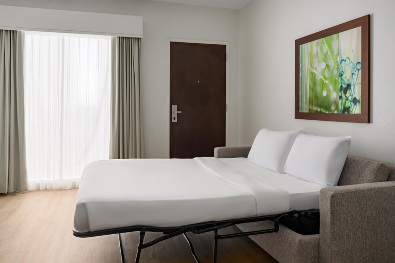 Bedroom 3, Embassy Suites by Hilton Orlando LBV Resort, Orange