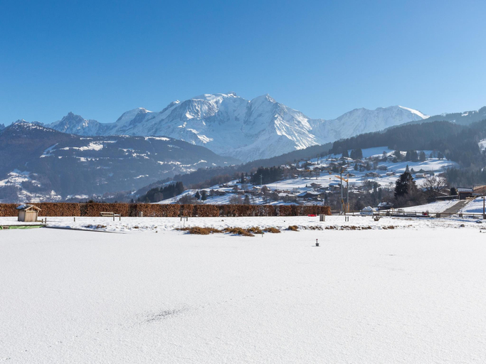 3, Apartment in Combloux with Mont Blanc Views, Haute-Savoie