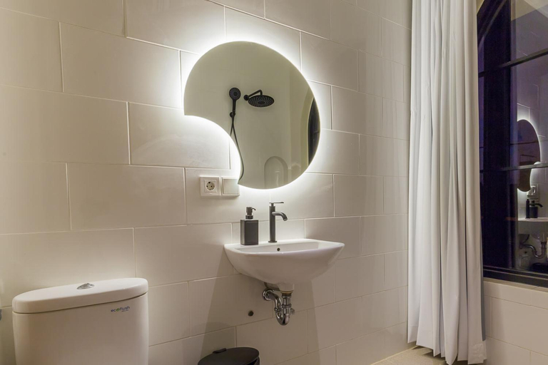 Bathroom 2, Canggu Hype Villa, Badung