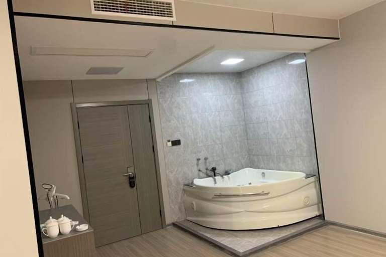 Bathroom 4, Yurong Shanzhuang Hotel, Nanjing