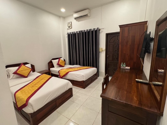 Bedroom 3, A P S Boutique Hotel, Vangvieng