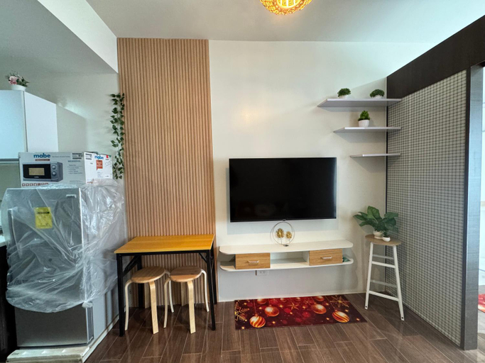 Others 5, Condo in Makati, Makati City