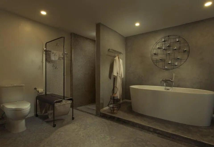 Bathroom 3, Baan Chang Sanctuary, Phuket Island