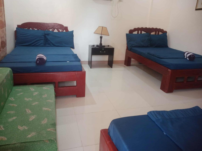 Bedroom 2, CRISOLS BEACH RESORT - MALAPASCUA ISLAND, Daanbantayan